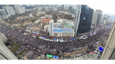 3·1절 尹 탄핵반대 인파 몰린 세종대로