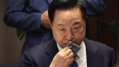 '대선출마' 김두관, 민주당 주자 첫 선언