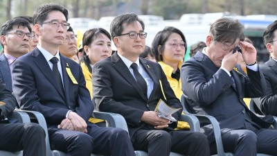 이재명 - 김동연 - 김경수, '세월호 참사 11주기 기억식'
