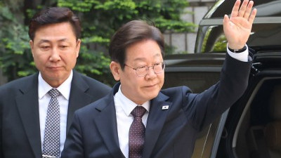 이재명 전 대표 ‘대장동·성남FC‘ 속행 공판 출석