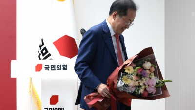 홍준표 더 이상 정치 안하겠다…정계 은퇴 선언
