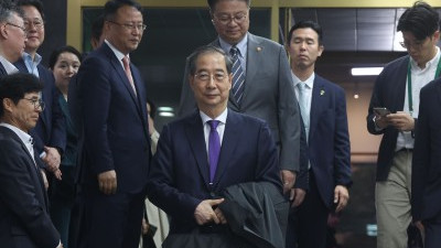 한덕수 대통령 권한대행 사퇴…사실상 대선출마