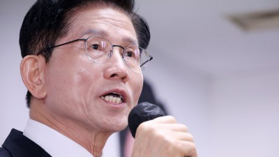 김문수 당 지도부, 강제 단일화 손 떼야