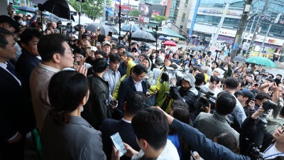 이재명 후보, 칠곡 주민들 앞에서 즉흥연설
