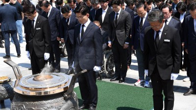 김문수 후보, 국립대전현충원 참배