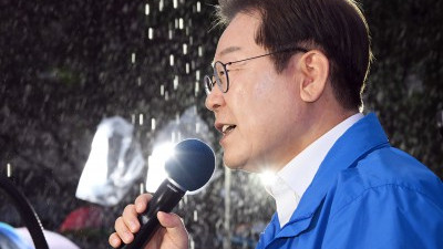 이재명 대선 후보, 어둠이 내린 유세현장