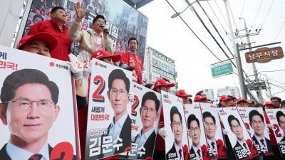 김문수 후보, 화곡동 남부골목시장 찾아 지지 호소