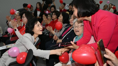 설난영 여사, 국민의힘 정정당당 여성본부 필승결의대회
