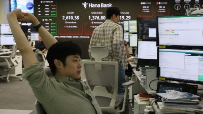 미국발(發) 관세 충격 대미 수출감소로 코스피 15.20포인트 하락출발