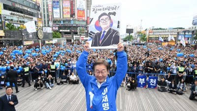 21대 대선 열흘 앞으로...부천 찾은 이재명