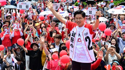김해 찾은 김문수 국민의힘 대선 후보
