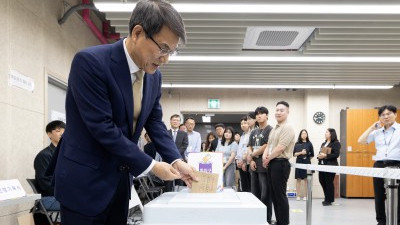  노태악 선관위원장, 21대 대선 사전투표 모의시험 현장 점검