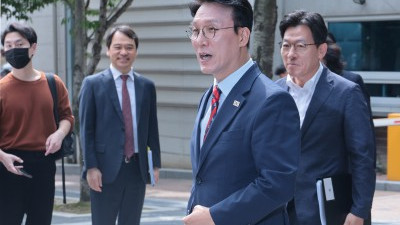 출근하는 김민석 국무총리 후보자