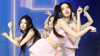 미니엘범 bomb'으로 컴백한 아일릿