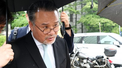 구속심사 마친 이일준 삼부토건 회장...이기훈 부회장 도주 추정