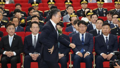 정성호 법무부 장관 취임