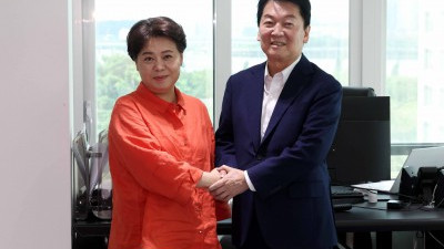 당 혁신안 관련 면담 나누는 윤희숙-안철수