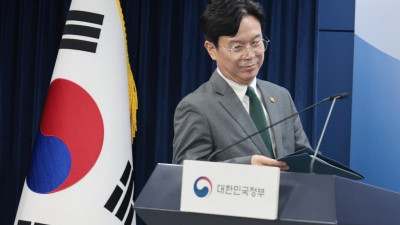 김영훈 고용노동부 장관, 노란봉투법 관련 브리핑