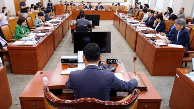 특검법 논의나선 법사위 소위