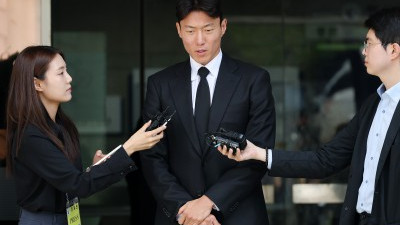  '불법 촬영 혐의' 황의조, 2심도 징역형 집행유예