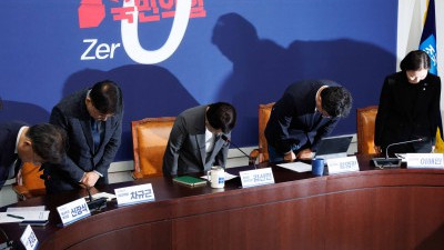 '성비위 논란' 고개숙인 조국혁신당