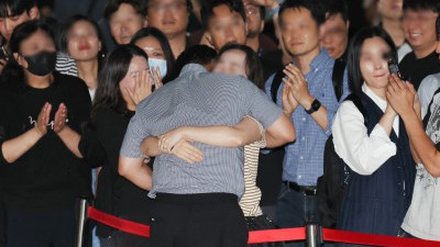 미국 구금 한국인들, 체포 8일 만에 '무사 귀환'