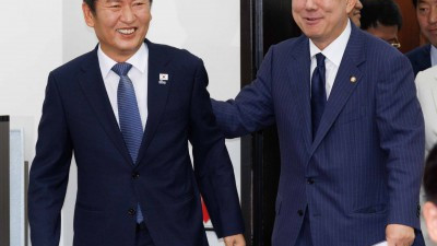 정청래-김병기 '우리 화해했어요'