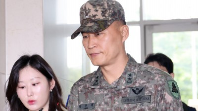 '이종섭 참모' 박진희 전 군사보좌관, 해병특검 출석