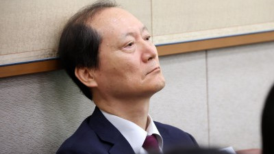 법사위 국감 증인선서 거부한 이완규 전 법제처장