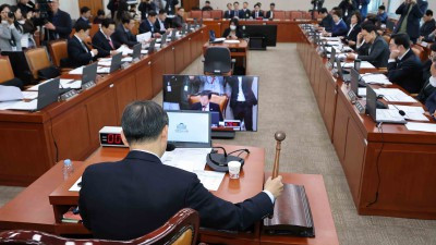 '주52시간 예외' 뺀 반도체특별법, 여야 합의 국회 산자위 통과