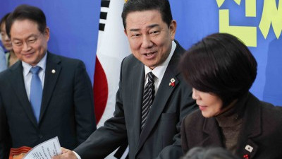 더불어민주당 원내대책회의