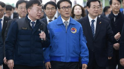 김민석 총리, 한국항공우주산업 방문