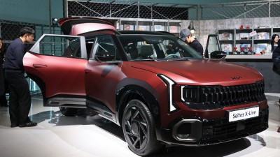 소형 SUV '디 올 뉴 셀토스' 공개