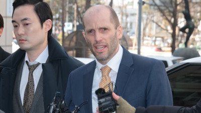 경찰 재소환되는 해롤드 로저스 쿠팡 한국 대표