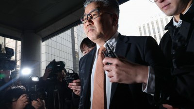 유병호 감사위원, 서울경찰청 소환 조사 출석