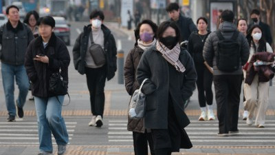 꽃샘추위 속 출근길