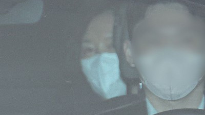 ‘1억 공천헌금 의혹’, 검찰 송치되는 김경 전 서울시의원