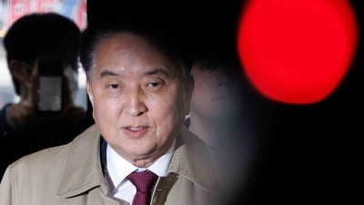 공천 '컷오프' 김영환 지사, 국민의힘 당사 기자회견