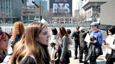 'BTS 컴백' 열기 고조되는 광화문