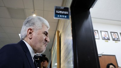 국회 외통위 찾은 주한 이란대사